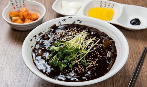 【韓国の国民食】ジャージャー麺(チャジャンミョン)とは