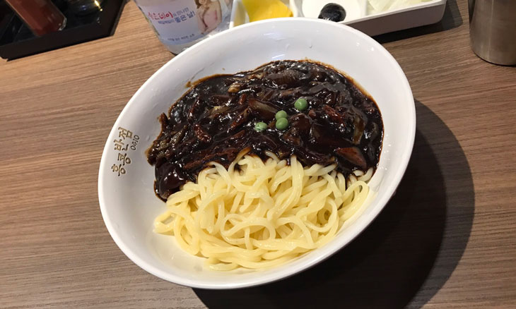 香港飯店0410のジャージャー麺