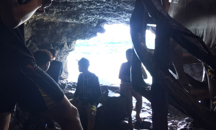 ボラカイ島　クリスタルケーブ　洞窟内
