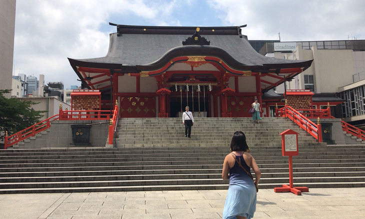新宿 歌舞伎町 花園神社 拝殿