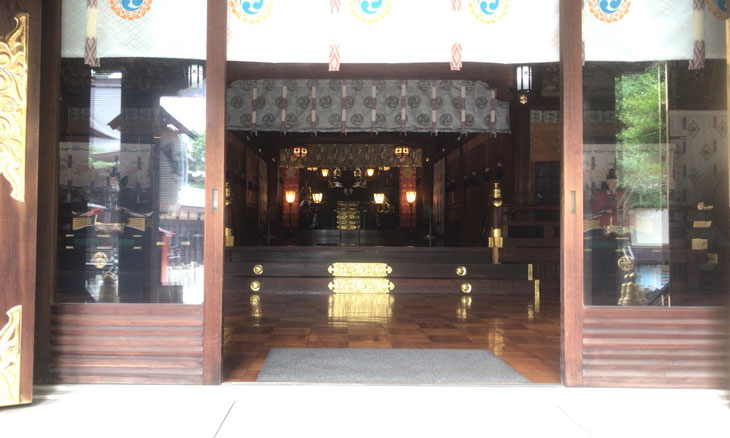 西新宿 十二社熊野神社 拝殿