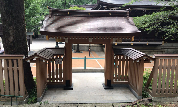 西新宿 十二社熊野神社 東神門
